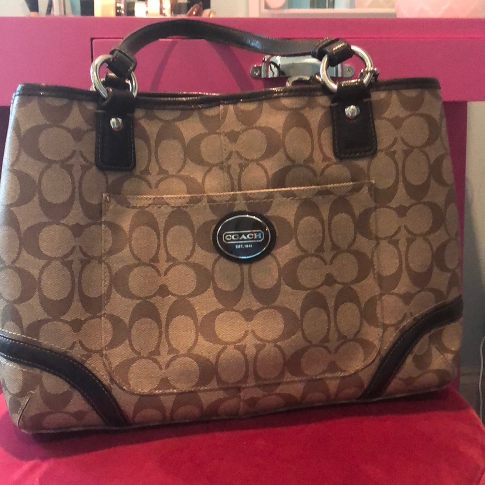Authentic Coach Signature Purse